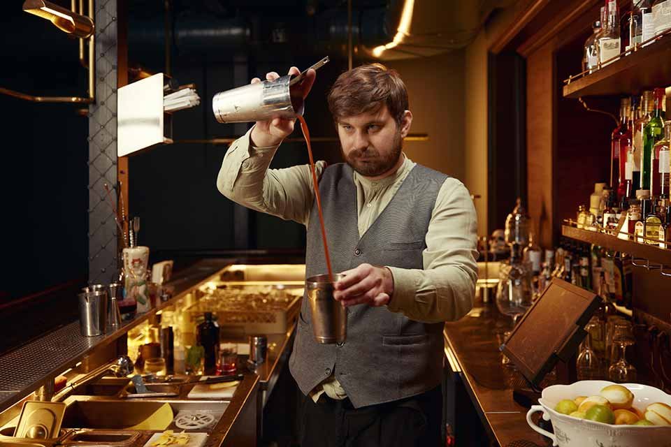 Les-techniques-de-Bartending-indispensables